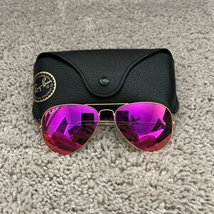 Ray-Ban Aviator Polarized Sunglasses 🕶️